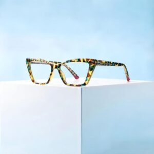 Women's cat-eye prescription glasses with multicolor tortoiseshell acetate frame, pink temple tips, lightweight myopia eyewear for fashion daily wear.
